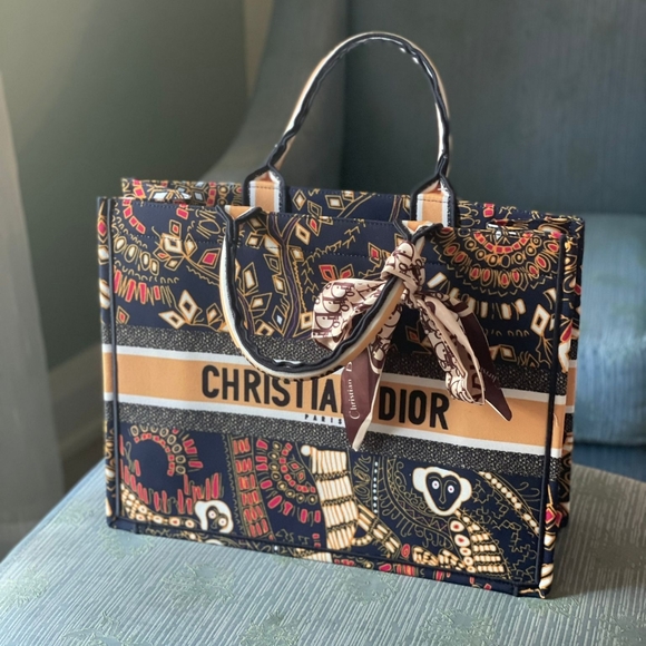 Classy bag - Picture 3 of 3